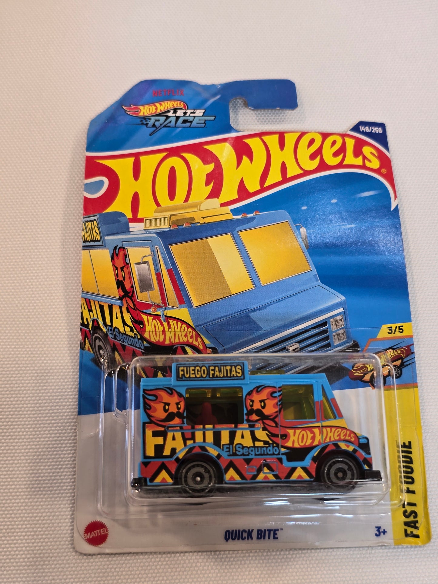 Hotwheels Imported Quick Bite Bus