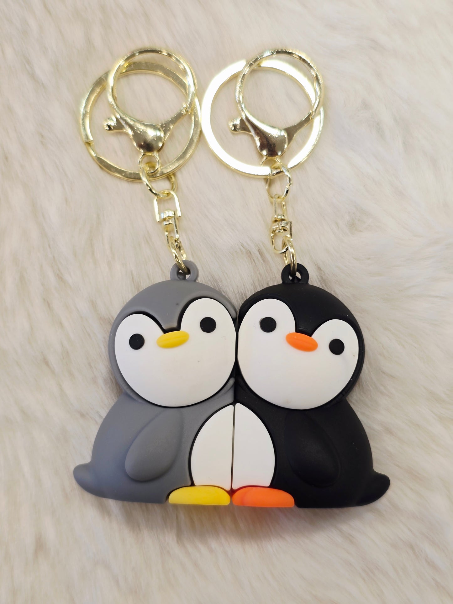 Cute Couple Magnetic Keychain