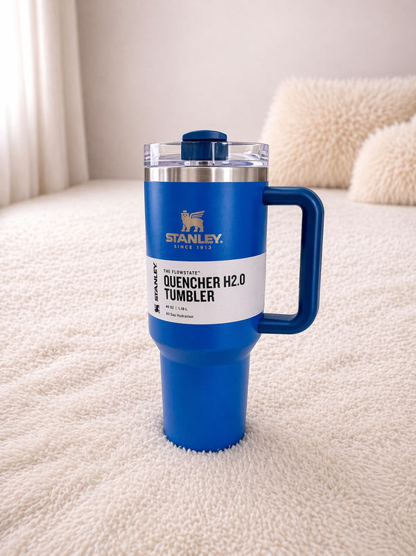 Bold Blue Tumbler – Premium Travel Sipper with Handle